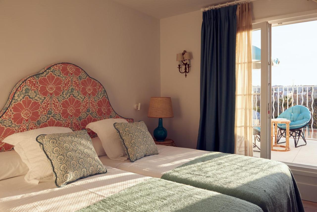 Cristine Bedfor Mahon Hotell Eksteriør bilde