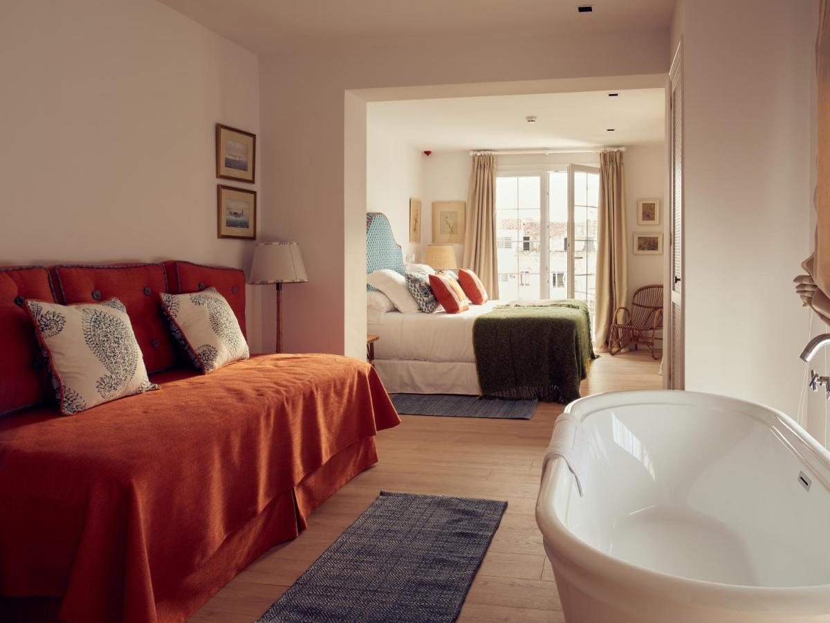 Cristine Bedfor Mahon Hotell Eksteriør bilde